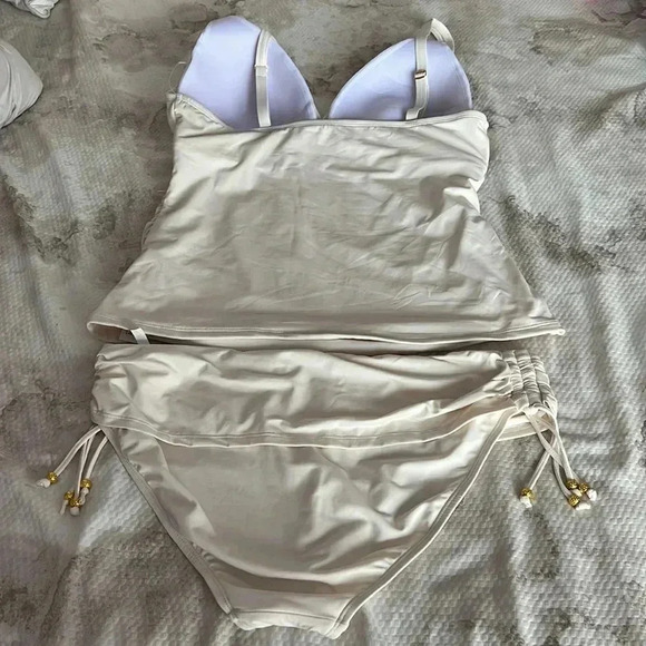 Bleu Rod Beattie Glam Stand Over-The-Shoulder D Tankini Swimsuit - Picture 9 of 14